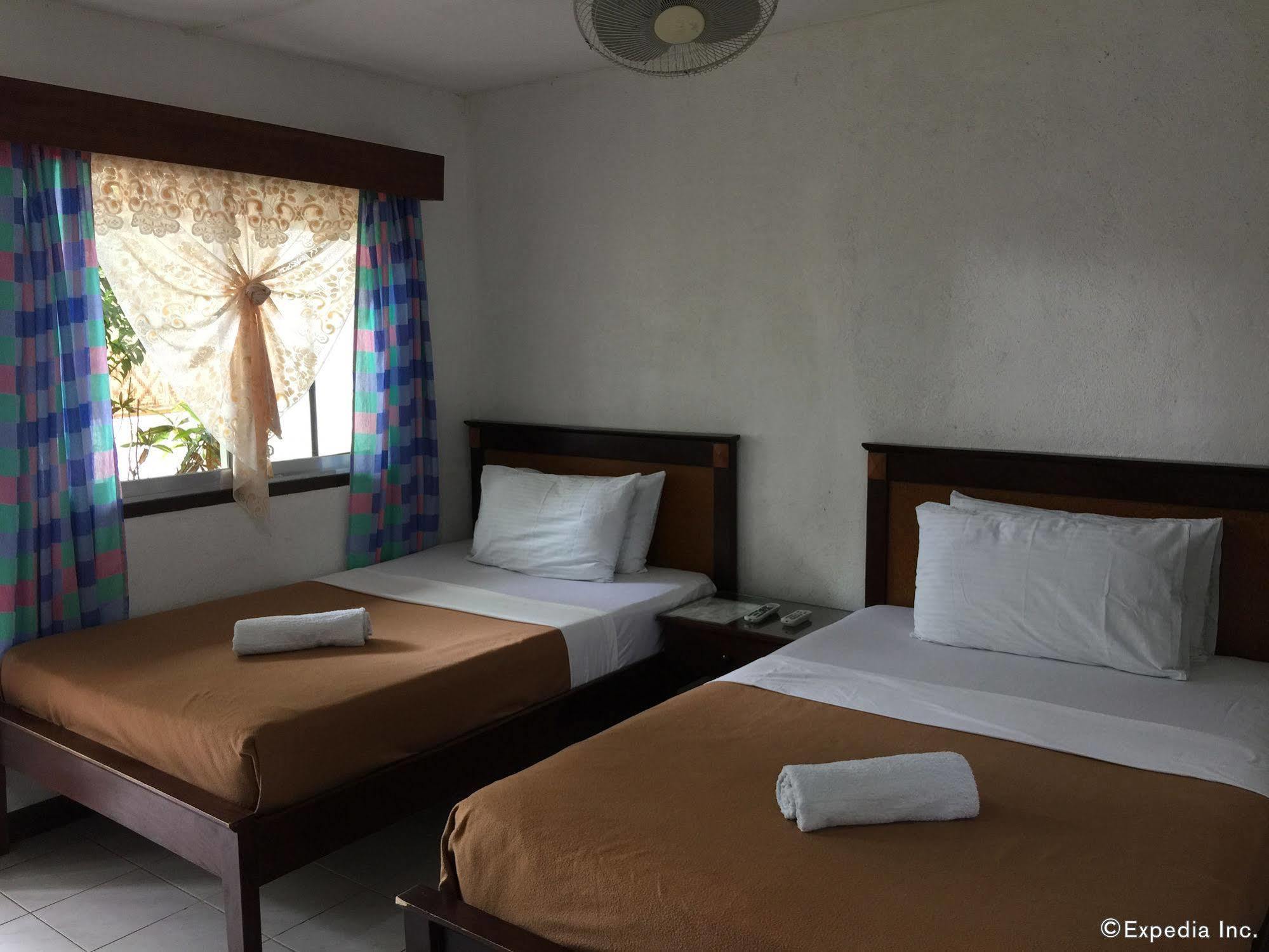 Paragayo Resort Tawala  Extérieur photo
