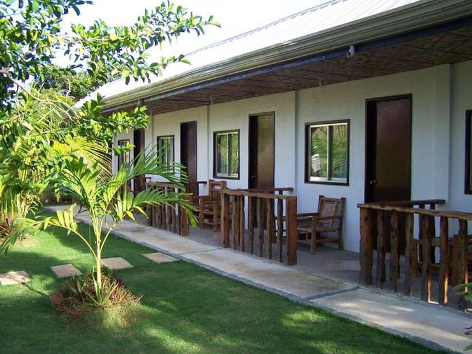 Paragayo Resort Tawala  Extérieur photo