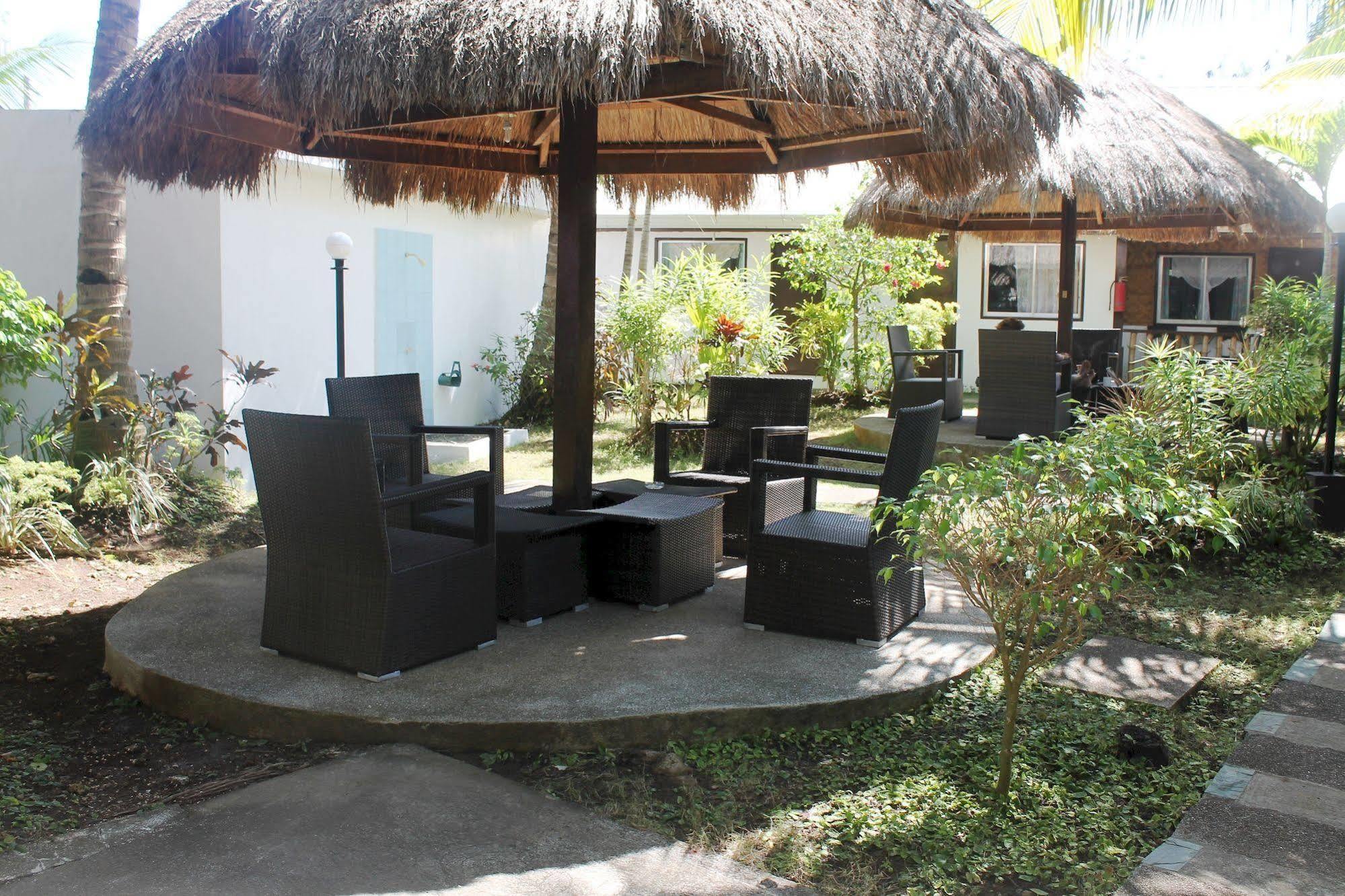 Paragayo Resort Tawala  Extérieur photo