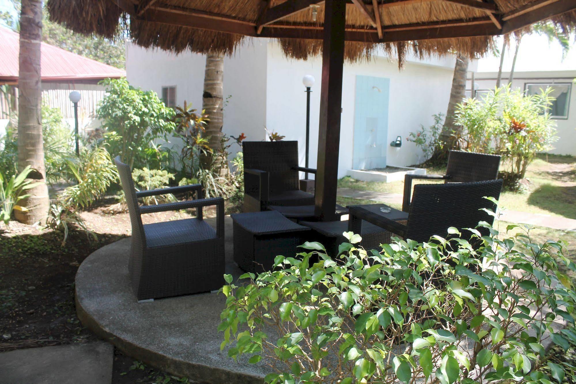 Paragayo Resort Tawala  Extérieur photo