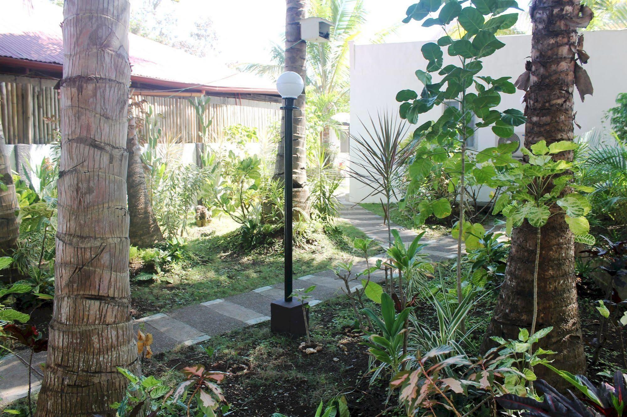 Paragayo Resort Tawala  Extérieur photo